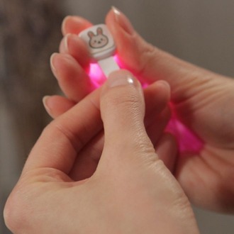 Pogledaj Alare LED patch u upotrebi.